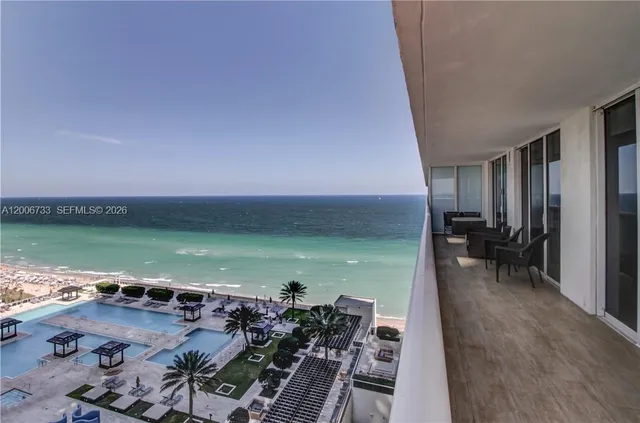 2-bedroom rental at 1830 S Ocean Drive #1708, Hallandale Beach