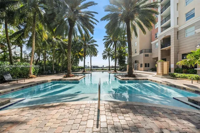2-bedroom rental at 17100 N Bay Road #1511, Sunny Isles Beach