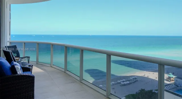 3-bedroom rental at 15901 Collins Avenue #1102, Sunny Isles Beach