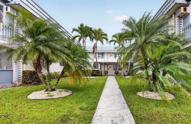 2-bedroom rental at 537 Brittany L 537 #537, Delray Beach