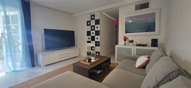 3-bedroom rental at 846 Michigan Avenue #101, Miami Beach