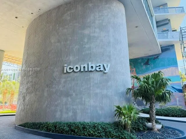 3-bedroom rental at 460 NE 28th Street #3408, Miami