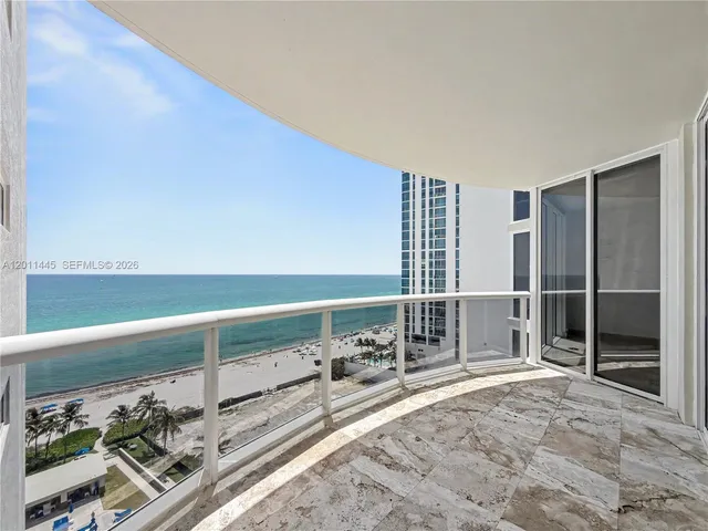 2-bedroom rental at 17555 Collins Avenue #1502, Sunny Isles Beach