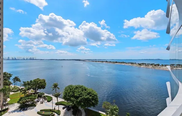 2-bedroom rental at 175 SE 25th Road #704, Miami