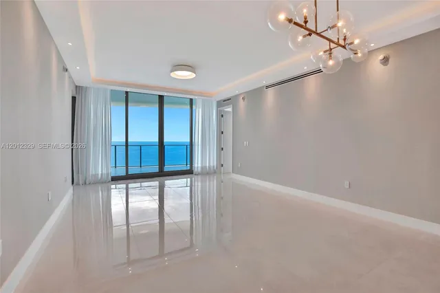 2-bedroom rental at 15701 Collins Avenue #3804, Sunny Isles Beach