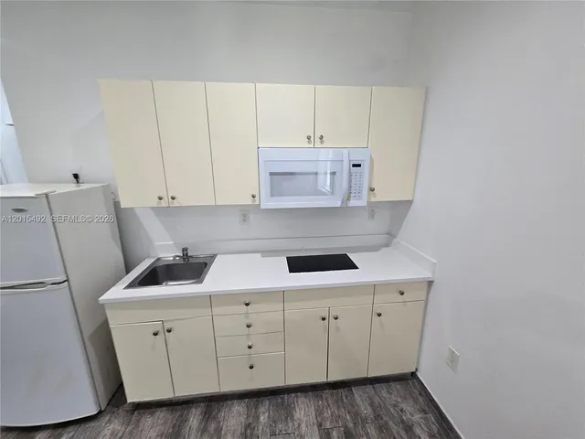 1-bedroom rental at 1345 Pennsylvania Avenue #2A, Miami Beach
