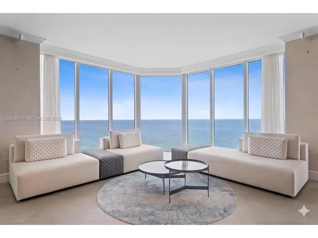 3-bedroom rental at 19111 Collins Avenue #1701, Sunny Isles Beach