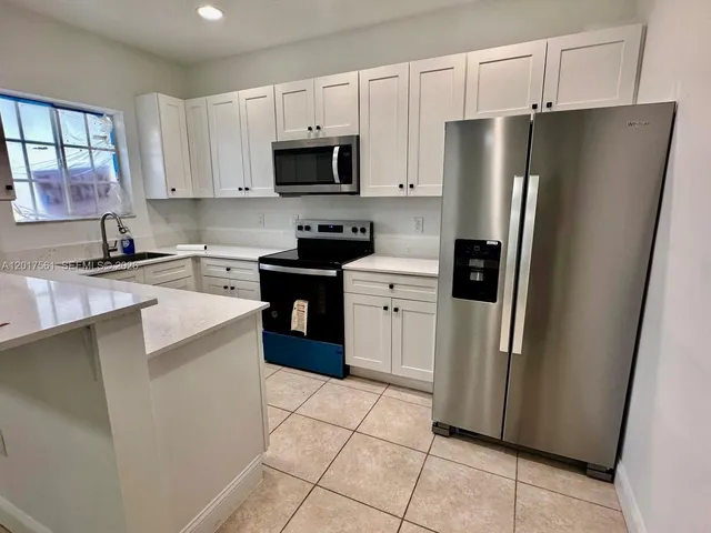 2-bedroom rental at 2301 Wilson Street #A, Hollywood