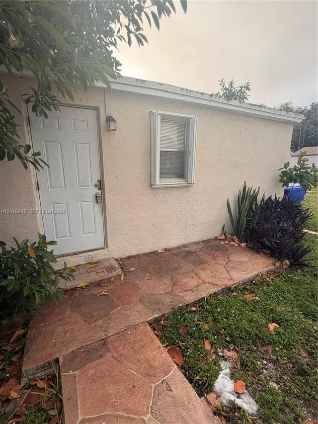 1-bedroom rental at 410 N 58th Avenue #408, Hollywood