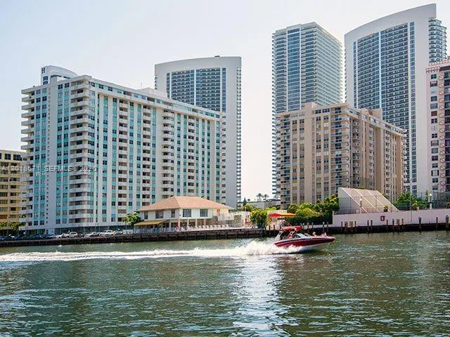 2-bedroom rental at 1833 S Ocean Drive #805, Hallandale Beach