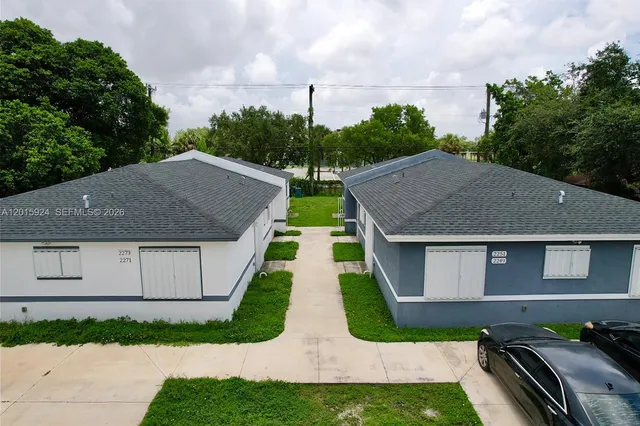 3-bedroom rental at 2249 NW 66th Street #2249, Miami
