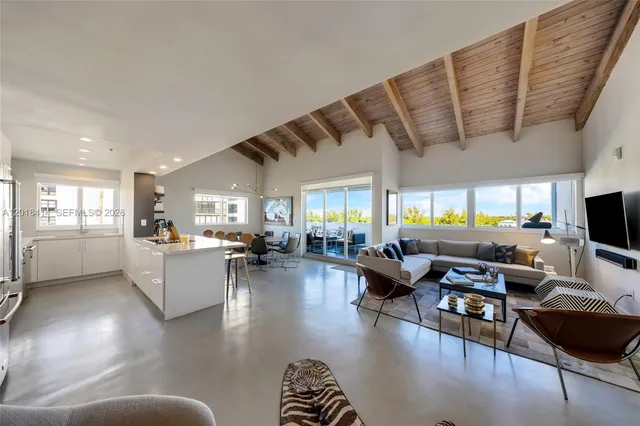 3-bedroom rental at 50 Ocean Lane Drive #PH603, Key Biscayne