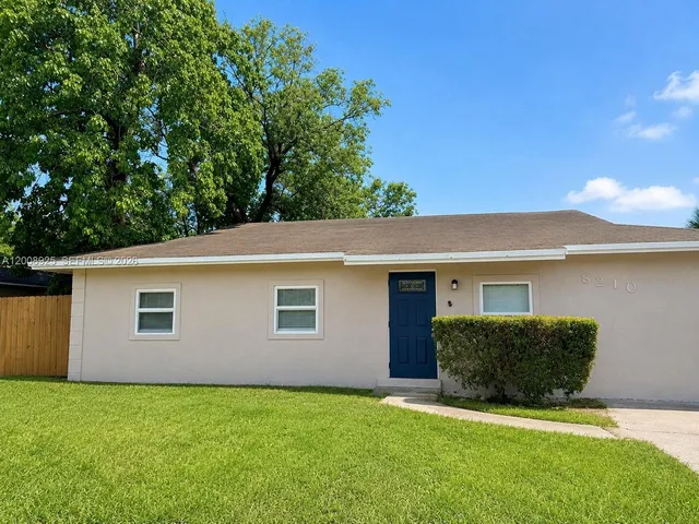 3-bedroom rental at 8210 SW 7th Street, North Lauderdale