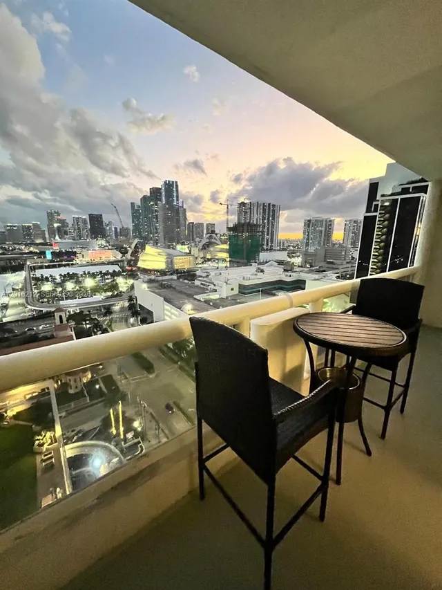 1-bedroom rental at 1717 N Bayshore Drive #A2453, Miami