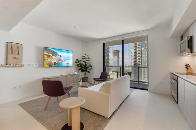 2-bedroom rental at 601 NE 1st Avenue #2801, Miami