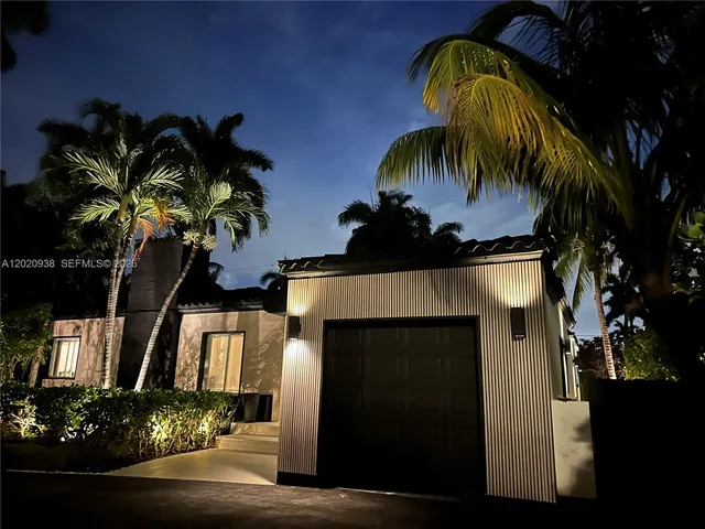 4-bedroom rental at 7700 Coquina Drive, North Bay Village