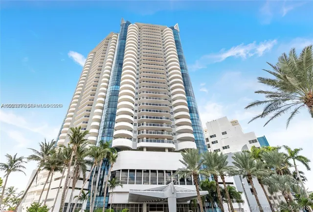 2-bedroom rental at 6301 Collins Avenue #1206, Miami Beach