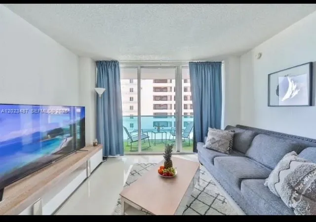 1-bedroom rental at 4001 S Ocean Drive #7L, Hollywood