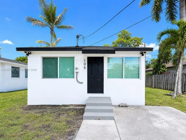2-bedroom rental at 105 SW 4th Avenue #0, Hallandale Beach