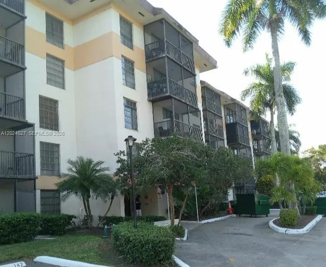 1-bedroom rental at 5570 NW 44th Street #507A, Lauderhill