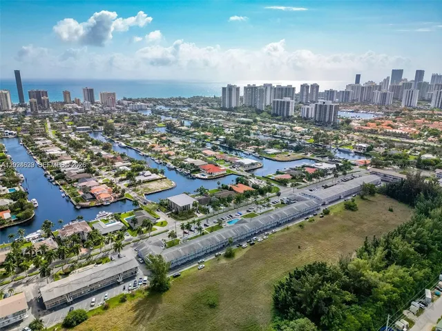 1-bedroom rental at 600 Layne Boulevard #212, Hallandale Beach