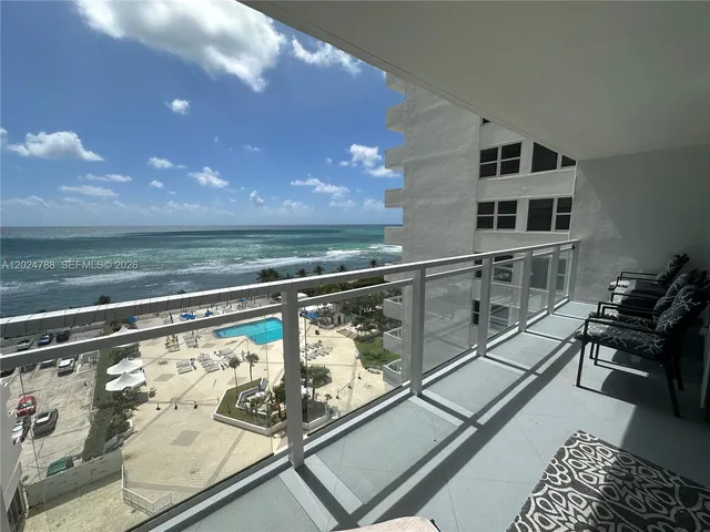 1-bedroom rental at 2030 S Ocean Drive #916, Hallandale Beach