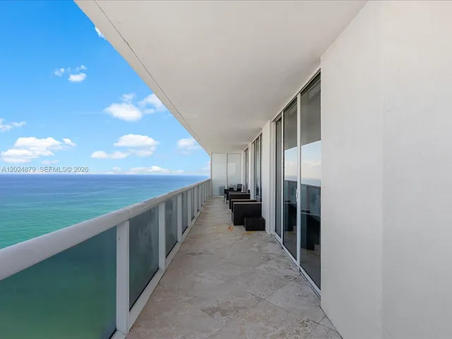 2-bedroom rental at 1830 S Ocean Drive #4508, Hallandale Beach