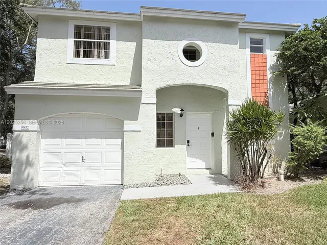 3-bedroom rental at 9832 NW 9th Court, Plantation