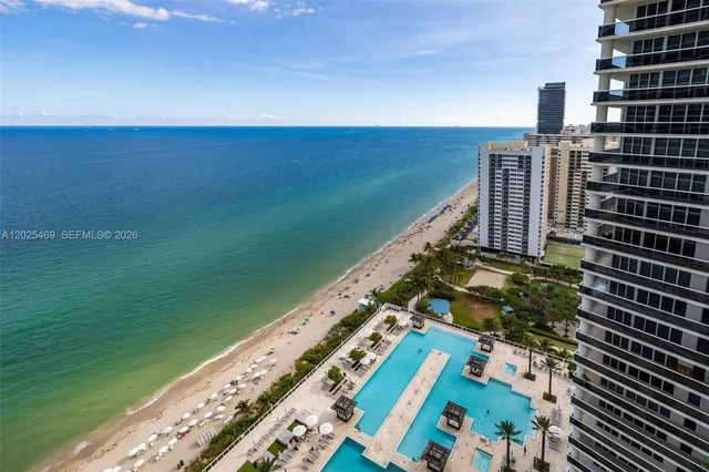3-bedroom rental at 1830 S Ocean Drive #2804, Hallandale Beach