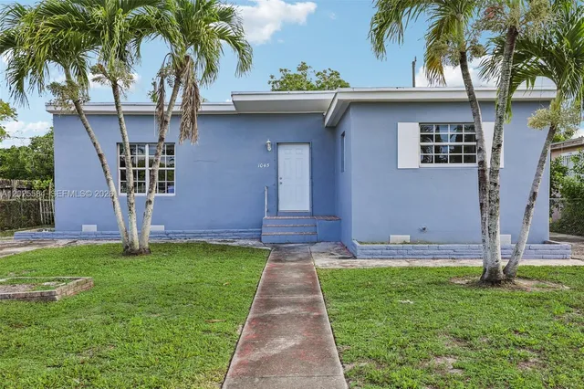 3-bedroom rental at 1045 NW 115th Street, Miami