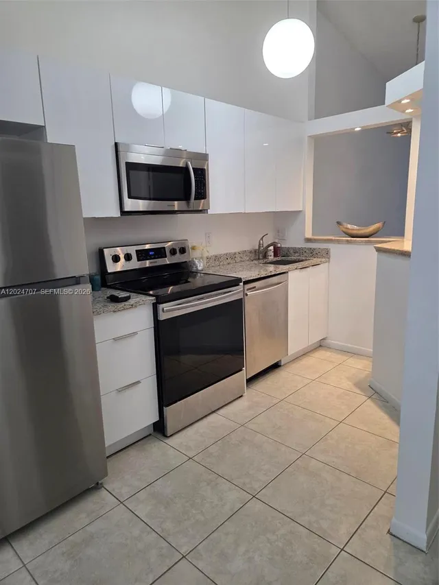 2-bedroom rental at 3686 NW 83rd Lane #3686, Sunrise
