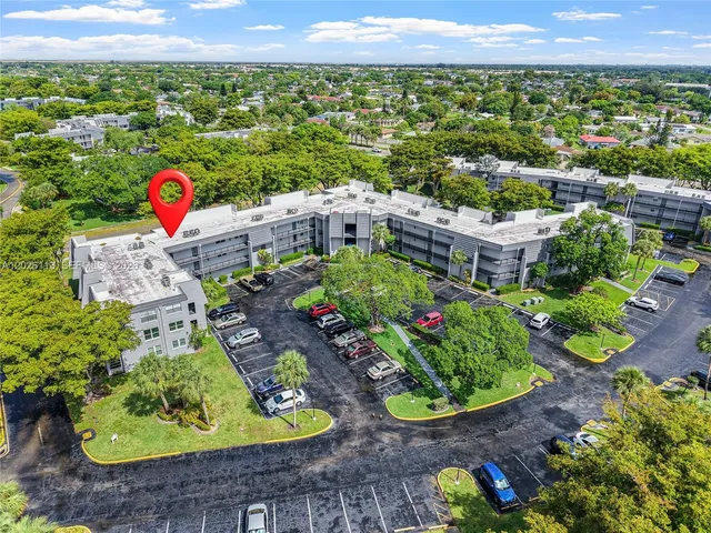 2-bedroom rental at 9091 Lime Bay Boulevard #304, Tamarac