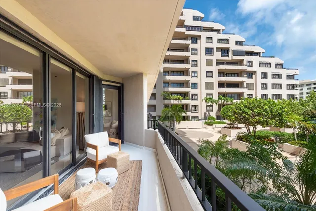 2-bedroom rental at 251 Crandon Blvd 227 #227, Key Biscayne
