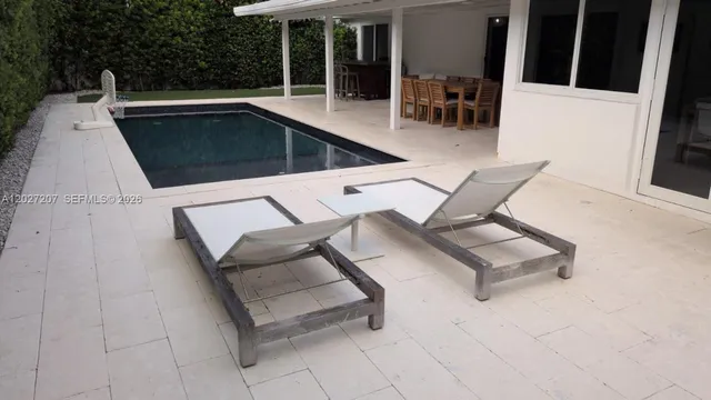 4-bedroom rental at 665 Allendale Road, Key Biscayne