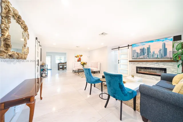 2-bedroom rental at 1101 NE 5th Street, Hallandale Beach