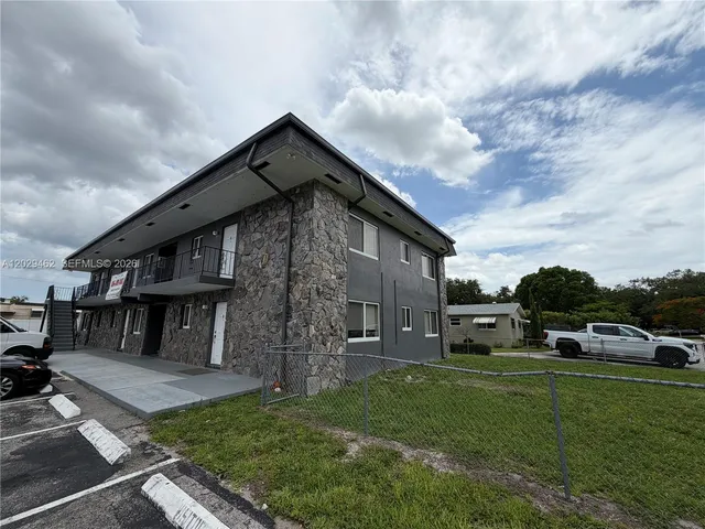 2-bedroom rental at 4850 SW 26th Avenue #4, Dania Beach