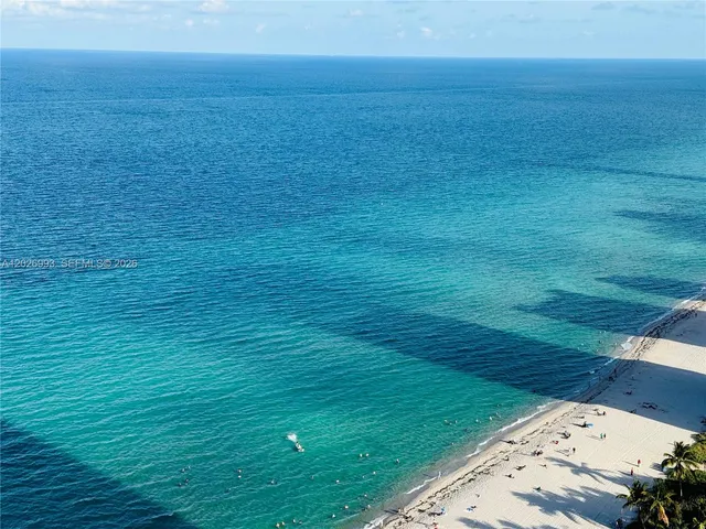 3-bedroom rental at 1830 S Ocean Drive #3003, Hallandale Beach