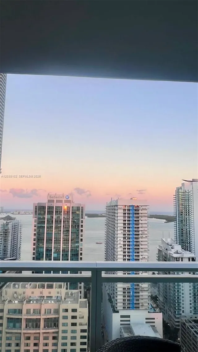 3-bedroom rental at 1080 Brickell Avenue #3600, Miami