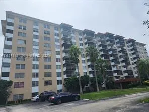 1-bedroom rental at 4174 Inverrary Drive #911, Lauderhill