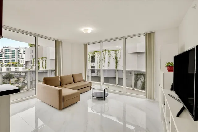 3-bedroom rental at 601 NE 23rd Street #706, Miami