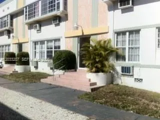 1-bedroom rental at 1612 Drexel Avenue #8, Miami Beach