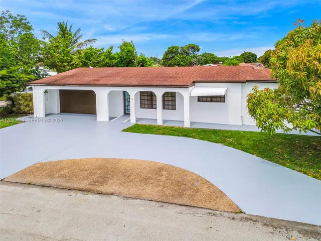 3-bedroom rental at 6101 SW 24th Street #1, Miramar