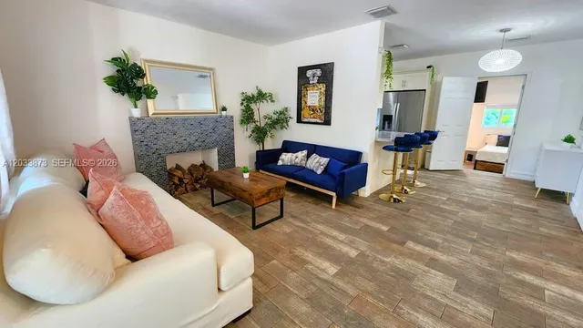 3-bedroom rental at 11 NW 47th Terrace, Miami