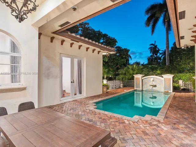 5-bedroom rental at 1223 Jackson Street, Hollywood