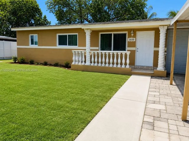 3-bedroom rental at 3600 NW 175th Street #3600, Miami Gardens