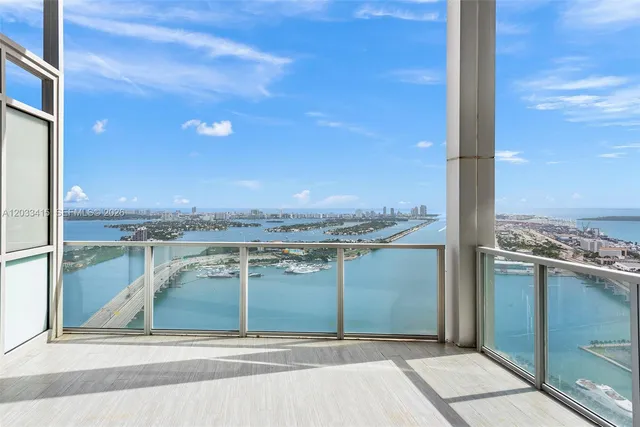 1-bedroom rental at 1100 Biscayne Boulevard #5705, Miami