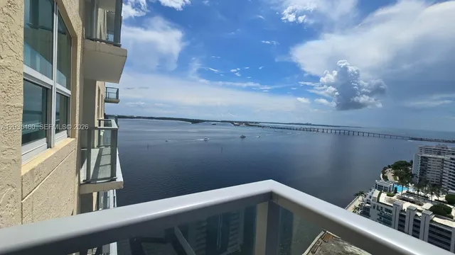 1-bedroom rental at 1155 Brickell Bay Drive #2507, Miami