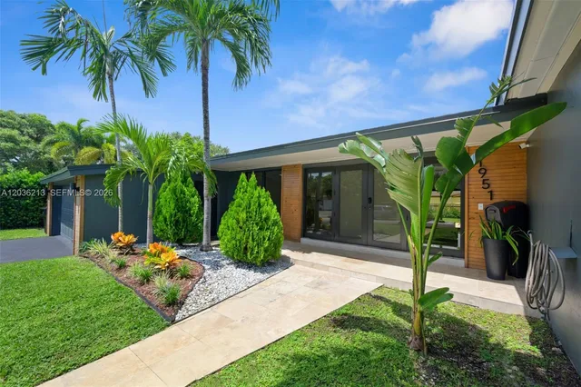 4-bedroom rental at 1951 NE 187 Th Drive, North Miami Beach