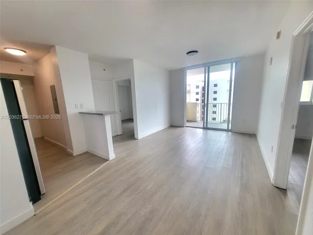 2-bedroom rental at 120 SW 8th Avenue #703, Miami