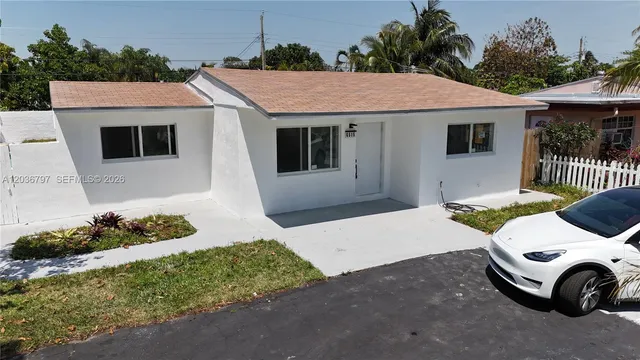 3-bedroom rental at 6515 SW 20th Court, Miramar